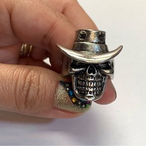 Hat Skull Ring size 12💥💥💥